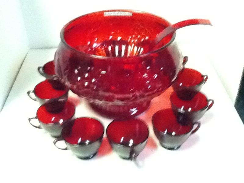 RUBY RED PUNCH BOWL SET